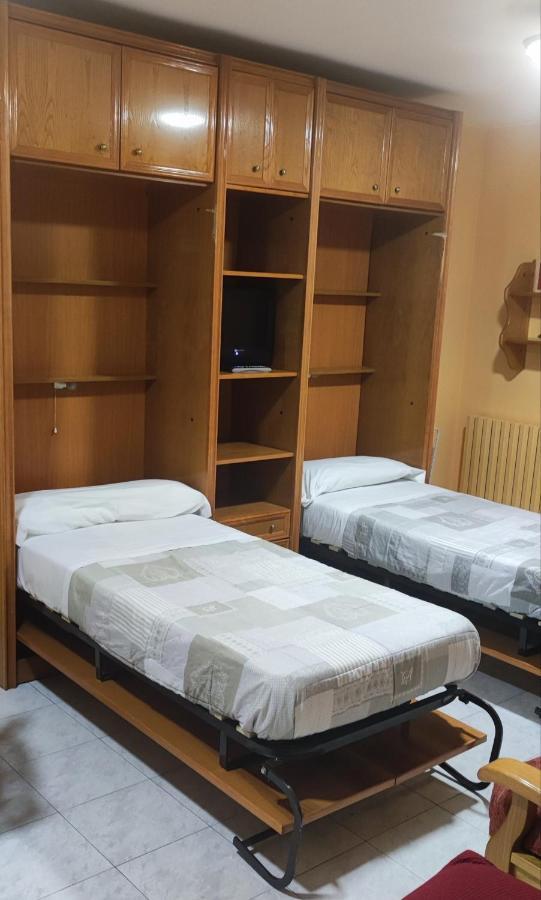 Apartamentos Lausan Gavín エクステリア 写真